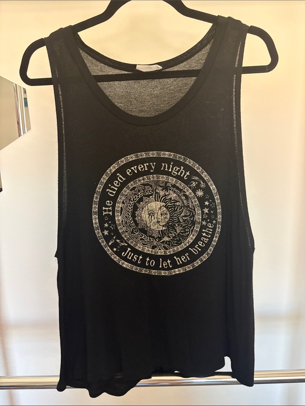 Que Black Graphic Muscle Tee with White Moon & Sun Emblem